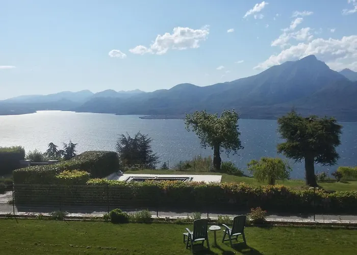 شقة Zanetti Mit Seeblick By Interhome *