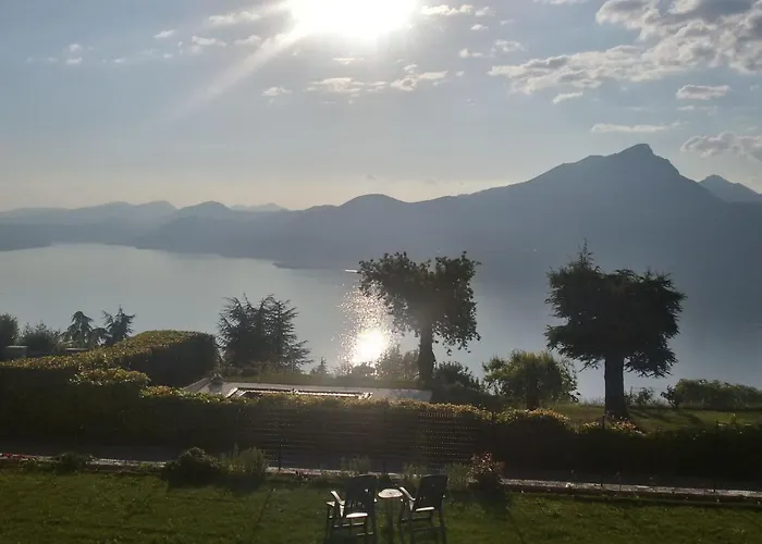 شقة Zanetti Mit Seeblick By Interhome